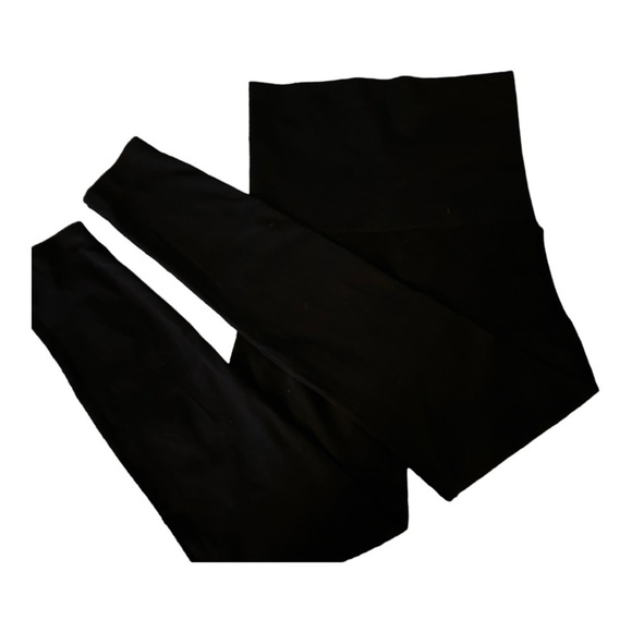 PREGGO Leggings, maternity and postpartum, size L / XL, black.  Panel is 8” high - Picture 3 of 6